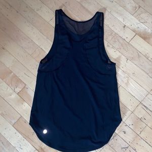 lululemon black athletic tank - size 2